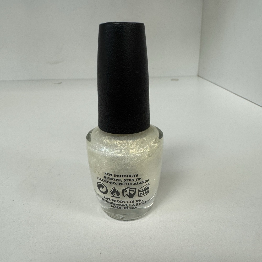 OPI Nail Lacquer Ski Slope Sweetie Nail Polish 0.5 fl. oz New - Picture 2 of 3